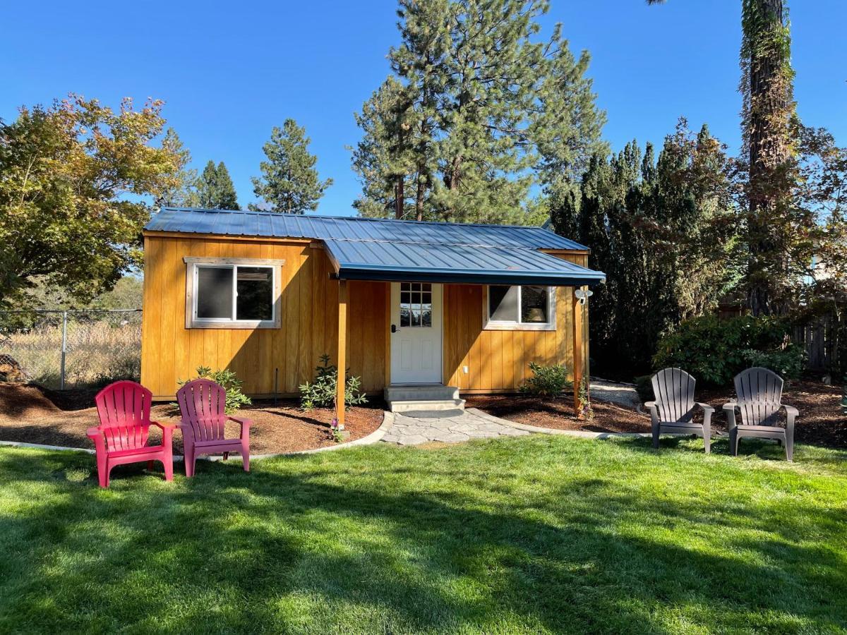 The Base Camp Villa Spokane Bagian luar foto